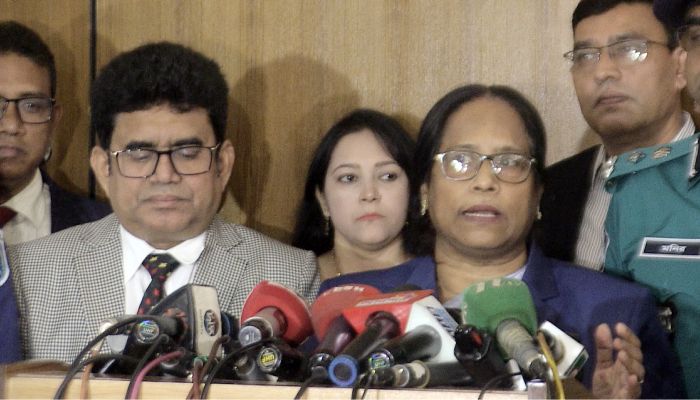 নির্বাচনের তারিখ পেছানোর চিন্তা নেই ইসির
