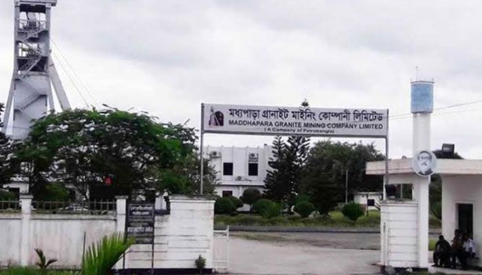 বিক্রি কমেছে পাথরের, শ্রমিকদের শঙ্কা