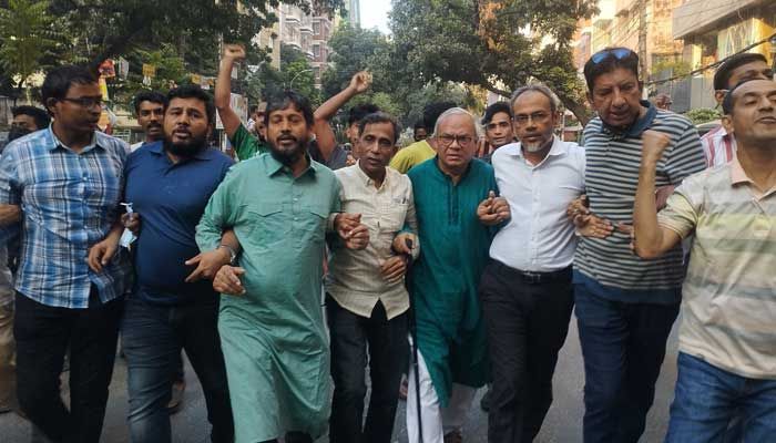 রিজভীর নেতৃত্বে সড়কে বিক্ষোভ মিছিল