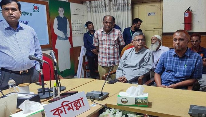 ইনসাফ কমিটি থেকে পদত্যাগ করে মনোনয়নপত্র দাখিল শওকত মাহমুদের 