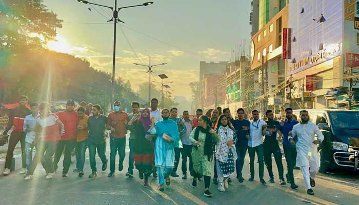 রাজধানীতে বিভিন্ন স্থানে ছাত্রদলের মিছিল-পিকেটিং