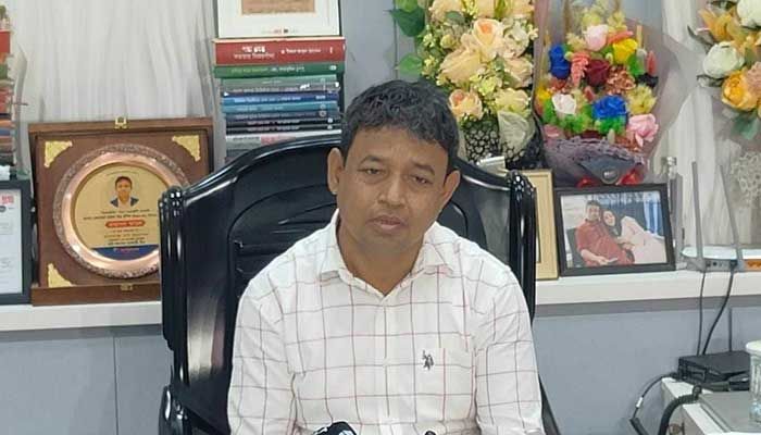 কেন্দ্রীয় নেতাদের নির্দেশে তাণ্ডব চালায় বিএনপির কর্মীরা : ডিবিপ্রধান হারুন