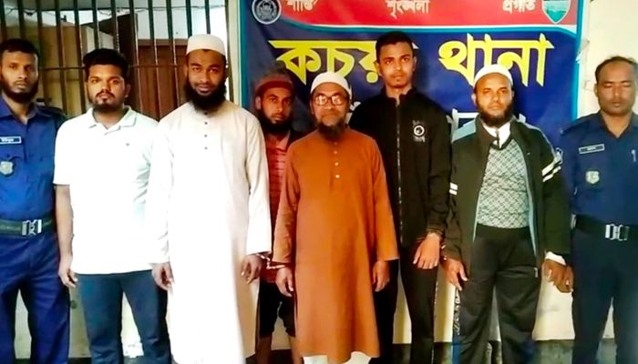 কচুয়ায় জামায়াতের ৬ কর্মী গ্রেপ্তার