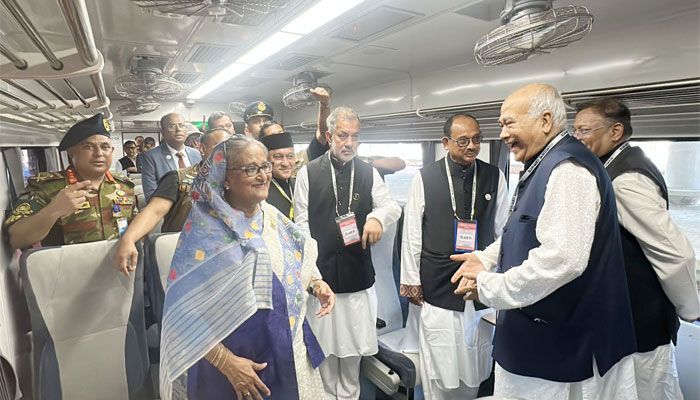 দোহাজারী-কক্সবাজার রেলপথ উদ্বোধন করলেন প্রধানমন্ত্রী