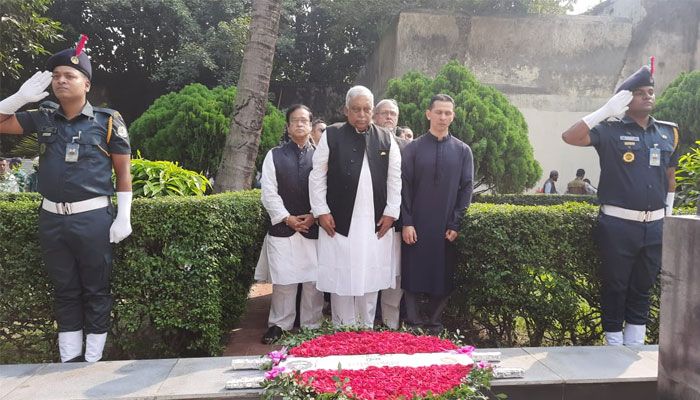 জেলহত্যা দিবসে আওয়ামী লীগের শ্রদ্ধা