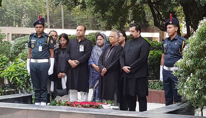 জেলহত্যা দিবসে আওয়ামী লীগের শ্রদ্ধা