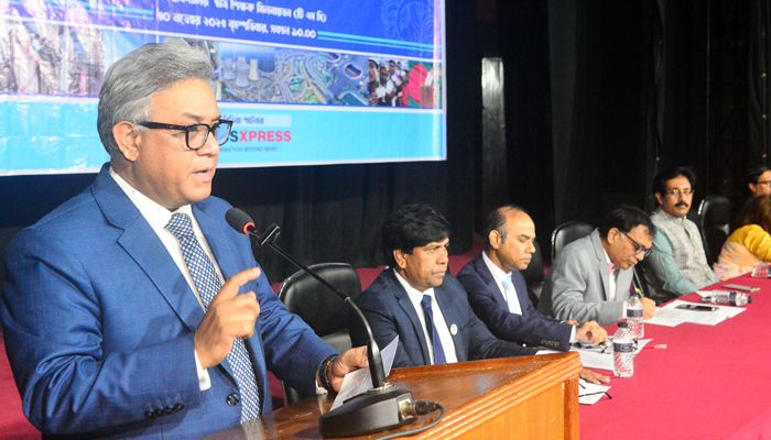শেখ হাসিনার হাত ধরেই দেশে গণতন্ত্র পুনঃপ্রতিষ্ঠিত হয়েছে : ঢাবি ভিসি