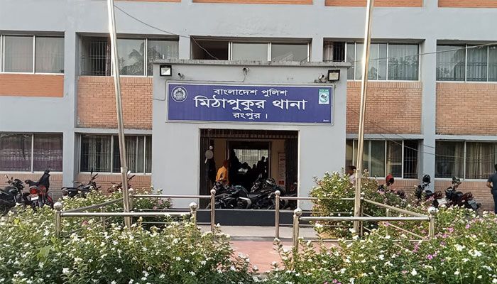মিঠাপুকুরে মসজিদের মাসিক চাঁদা নিয়ে সংঘর্ষে আহত ৩