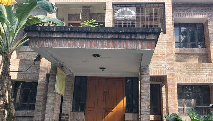 ৭ পরিবার কল্যাণ কেন্দ্রে পদ শূন্য, সপ্তাহে খোলা ১ দিন