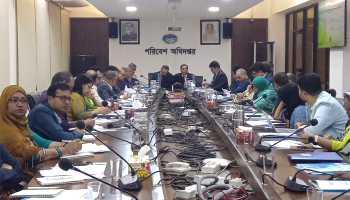 নির্বিচারে প্লাস্টিক না পোড়ানোর আহ্বান