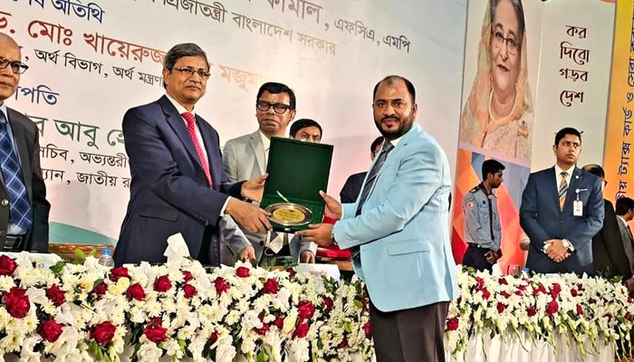 এবারও ঢাকা জেলার শ্রেষ্ঠ করদাতা রোমান ভূঁইয়া
