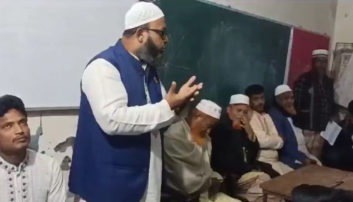 স্বতন্ত্র প্রার্থীর ভোটারদের পিটিয়ে মেরে ফেলার হুমকি আওয়ামী লীগ নেতার, ভিডিও ভাইরাল