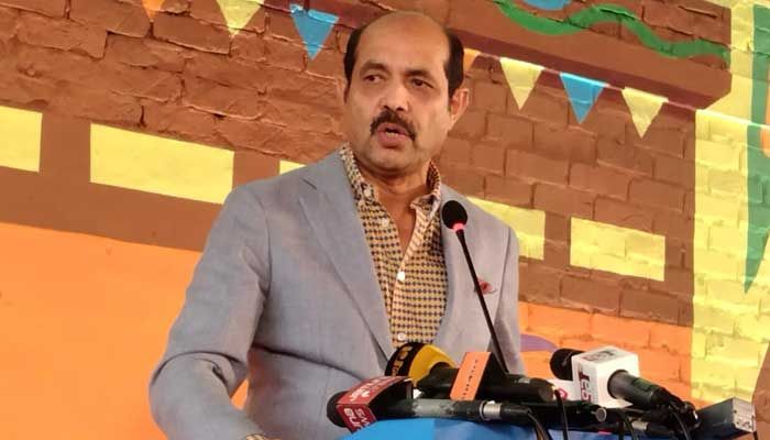  দৃশ্য দূষণ কমানোর লক্ষ্যে ফ্লাইওভারে আলপনা 