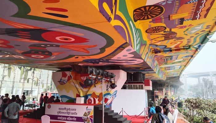  দৃশ্য দূষণ কমানোর লক্ষ্যে ফ্লাইওভারে আলপনা 