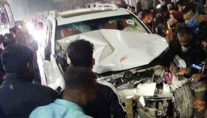 খিলক্ষেতে পথচারীদের ওপর উঠে গেল দ্রুতগতির জিপ, শিশুসহ নিহত ৩