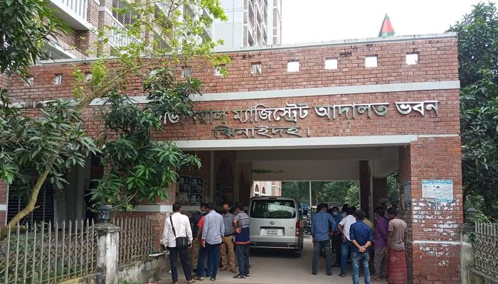 আদালতে প্রতারণা, জামিনের আসামি কারাগারে