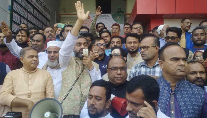 নির্বাচিত হলে সর্বোচ্চ নাগরিক সেবার অঙ্গীকার খসরু চৌধুরীর