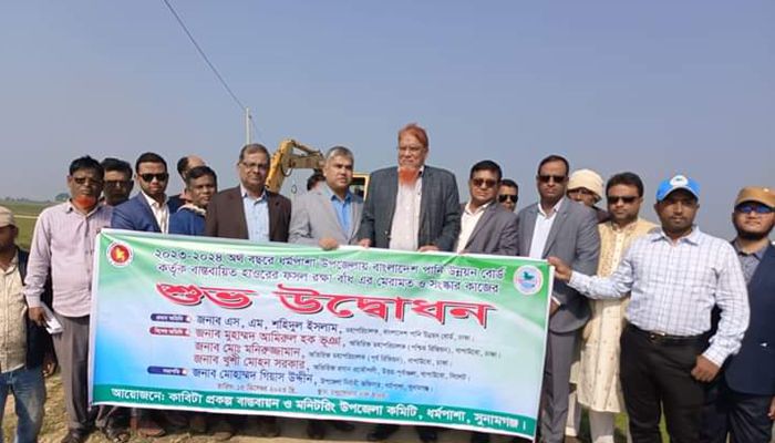 তড়িঘড়ি করে শুরু হলো কাজ, শেষ নিয়ে শঙ্কা