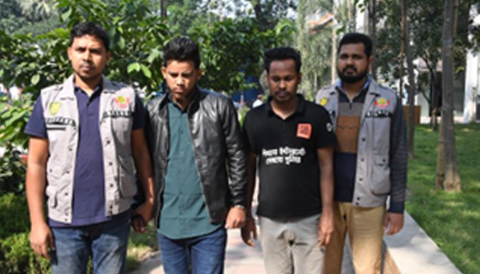 হানি ট্র্যাপের ফাঁদে নিঃস্ব অনেকে, গ্রেপ্তার ২ 