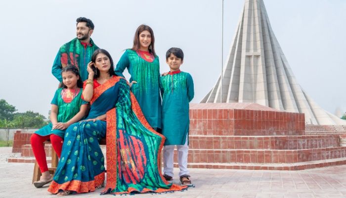 বিজয়ের ঐতিহ্যে রঙ বাংলাদেশ  