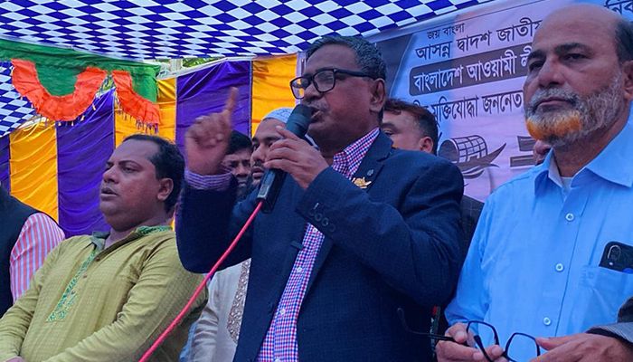 লন্ডনের ক্যাসিনোতে বসে তারেক রহমান হরতাল অবরোধ দিচ্ছেন: কাদের মির্জা