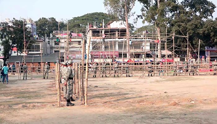 ‘হামার প্রধানমন্ত্রী এলাকাত আসতোছে’