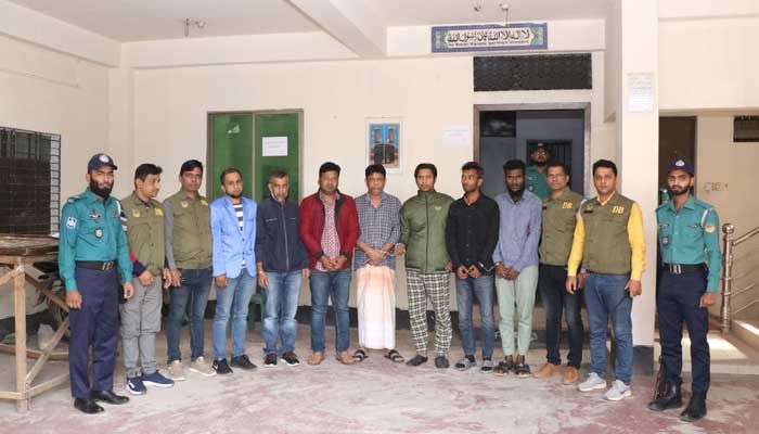 গাজীপুরে ট্রেনে নাশকতা হরতাল কর্মসূচি সফল করার জন্য