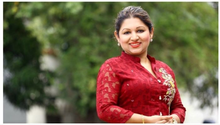 গুটিকয় শিল্পীকে দিয়েই সিনেমার গান করা হচ্ছে