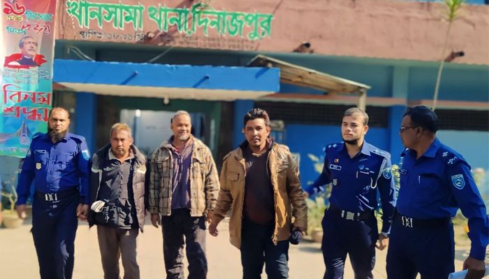 খানসামায় নাশকতার মামলায় বিএনপির ৩ নেতাকর্মী গ্রেপ্তার