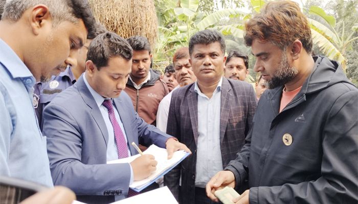 আচরণবিধি লঙ্ঘন, রামগঞ্জে স্বতন্ত্র প্রার্থীর সমর্থকের জরিমানা