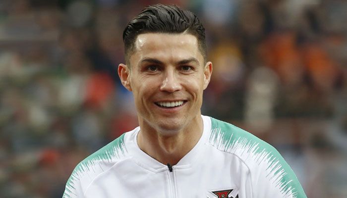 রোনালদোর হাফসেঞ্চুরি