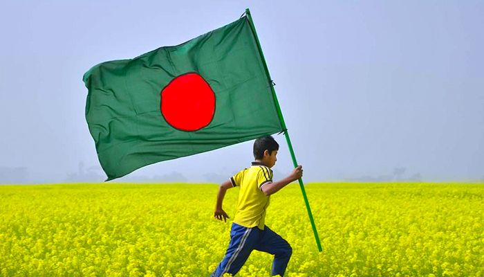 কৈশোরে দেখা মুক্তিযুদ্ধ