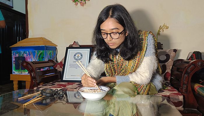 দ্বিতীয়বার গিনেস বুকে নাম লেখালেন বরিশালের নিপা