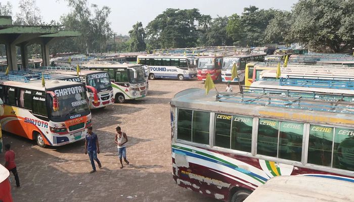 বৃহস্পতিবার থেকে রাজশাহী বিভাগের বাস চলবে না রংপুর বিভাগে