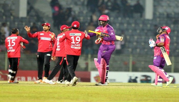 সিলেটকে লজ্জায় ডুবিয়ে জয়ে ফিরল বরিশাল