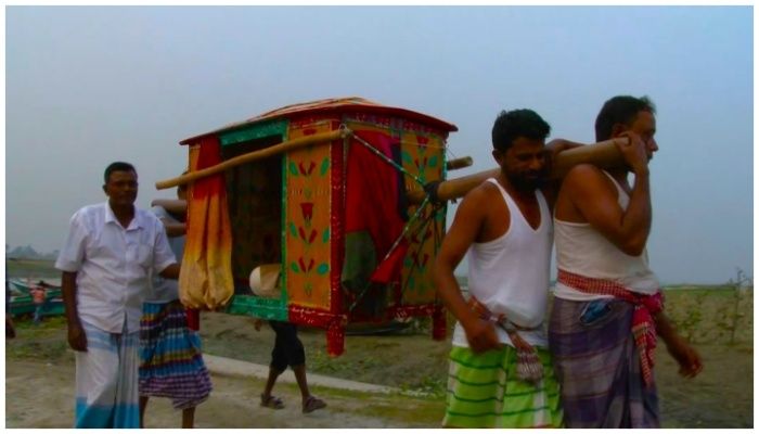 প্রামাণ্য চলচ্চিত্র ‘পালকি’র প্রিমিয়ার আজ
