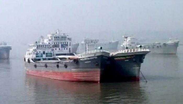 একই সিরিয়ালে লাইটার জাহাজ চলাচল শুরু, ফেরেনি আইভোয়াক