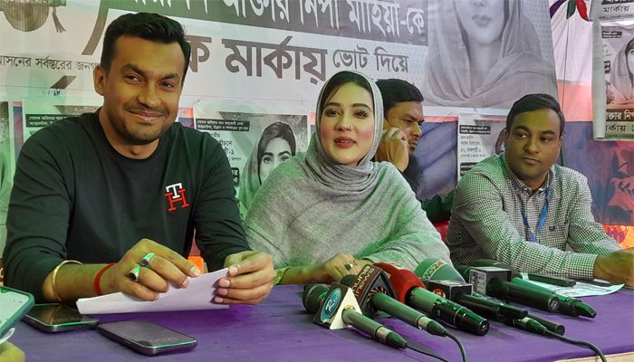 জমিদার সাহেবের টাকা বিতরণ ভোটের মাঠে বড় চ্যালেঞ্জ : মাহি
