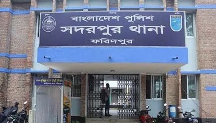 নিক্সনের সমর্থকদের ওপর হামলা, আহত ২