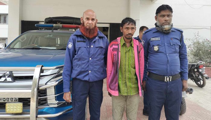 বাবা-মাকে নির্যাতন ও ভরণপোষণ না দেওয়ার অভিযোগে ছেলে কারাগারে