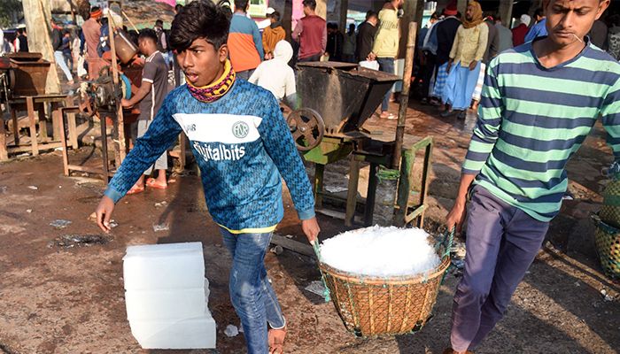 মৎস্য অবতরণ কেন্দ্র কক্সবাজার ফিশারি ঘাট