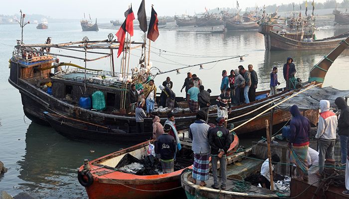 মৎস্য অবতরণ কেন্দ্র কক্সবাজার ফিশারি ঘাট