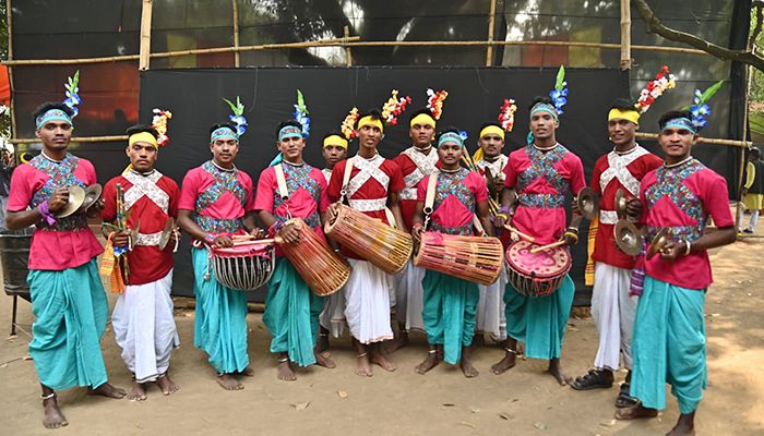 বাঙালির প্রাণের রঙিন উৎসব