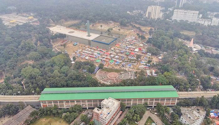 পাখির চোখে অমর একুশে গ্রন্থমেলা