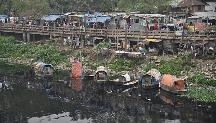 জলে ভাসা জীবন