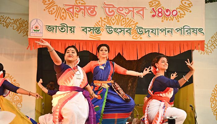 বাঙালির প্রাণের রঙিন উৎসব