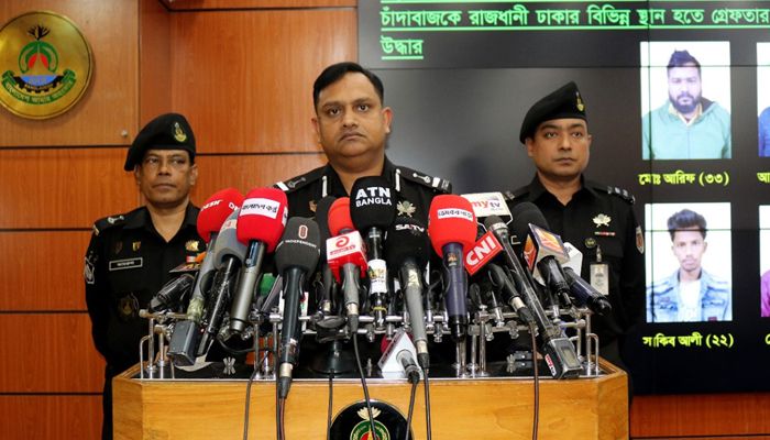ঢাকার পথে পণ্যবাহী ট্রাক থেকে চাঁদা আদায়, গ্রেপ্তার ৫১
