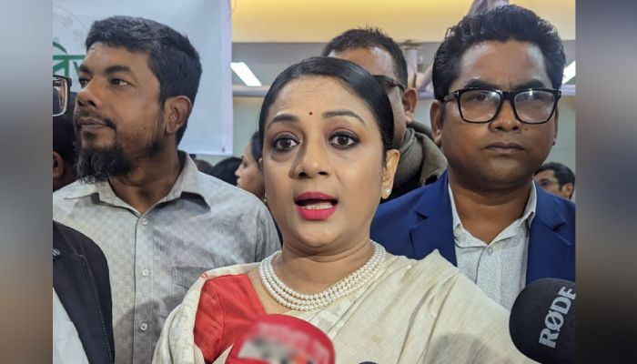 ত্যাগের বিনিময়ে আওয়ামী লীগের মনোনয়ন চান অভিনেত্রী সুইটি