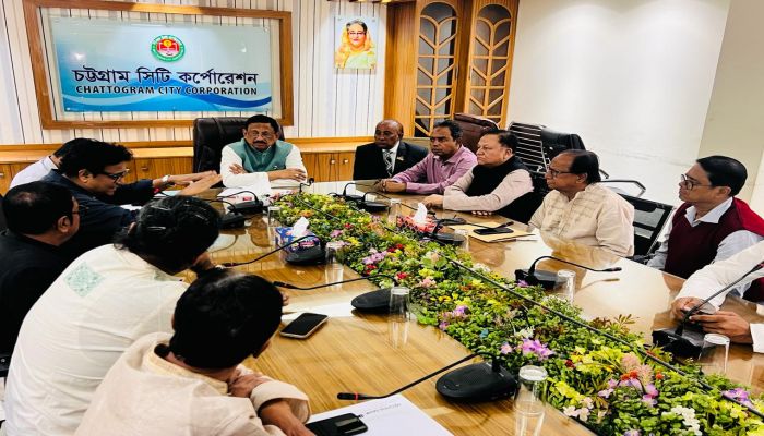 এবারও অস্থায়ী শহীদ মিনারে ফুল দেবে চট্টগ্রামবাসী