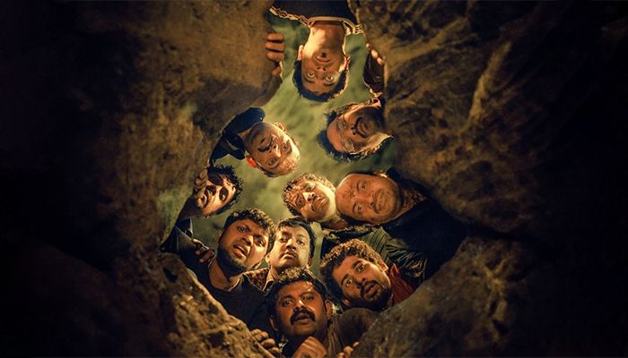 ইতিহাসের পথে ১০ বন্ধুর গল্প